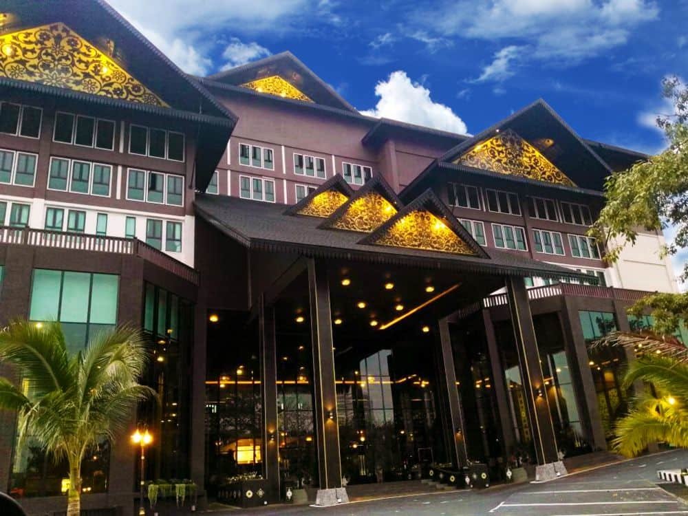 Menginap di Muzaffar Hotel Melaka